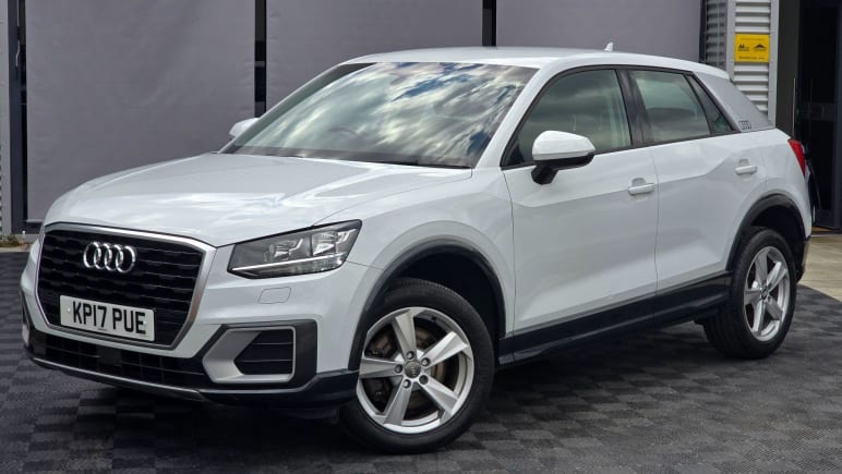 AUDI Q2