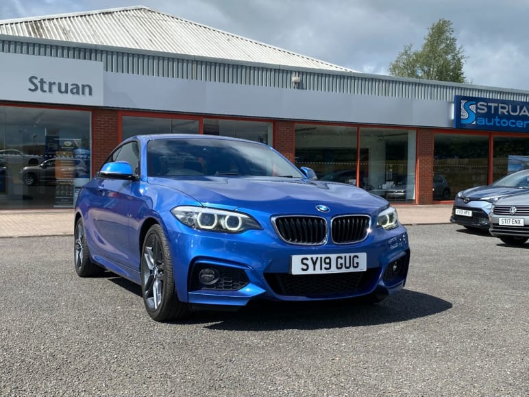 BMW 2 SERIES