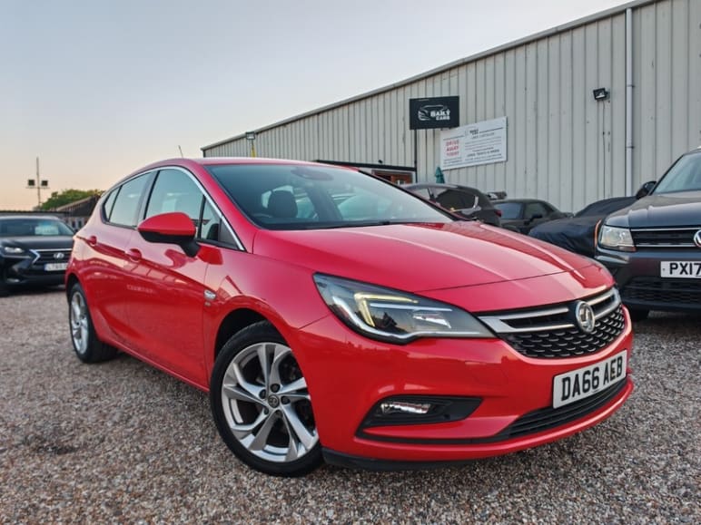 VAUXHALL ASTRA