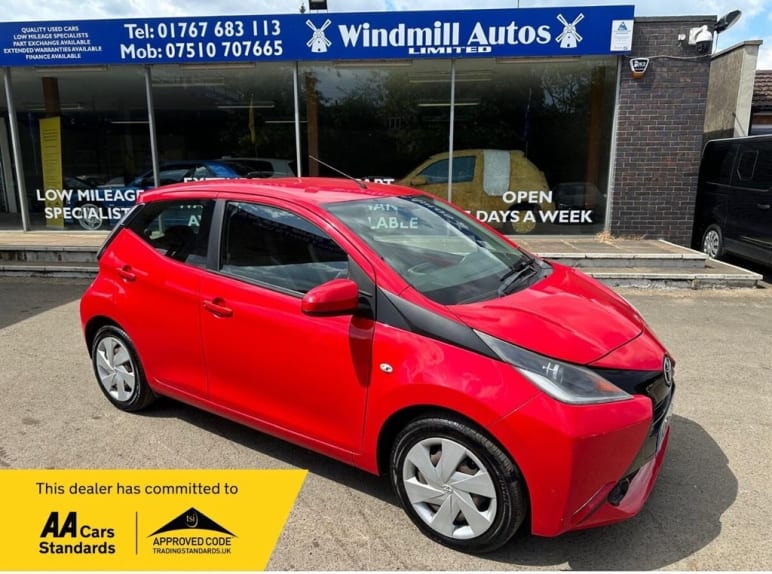 TOYOTA AYGO