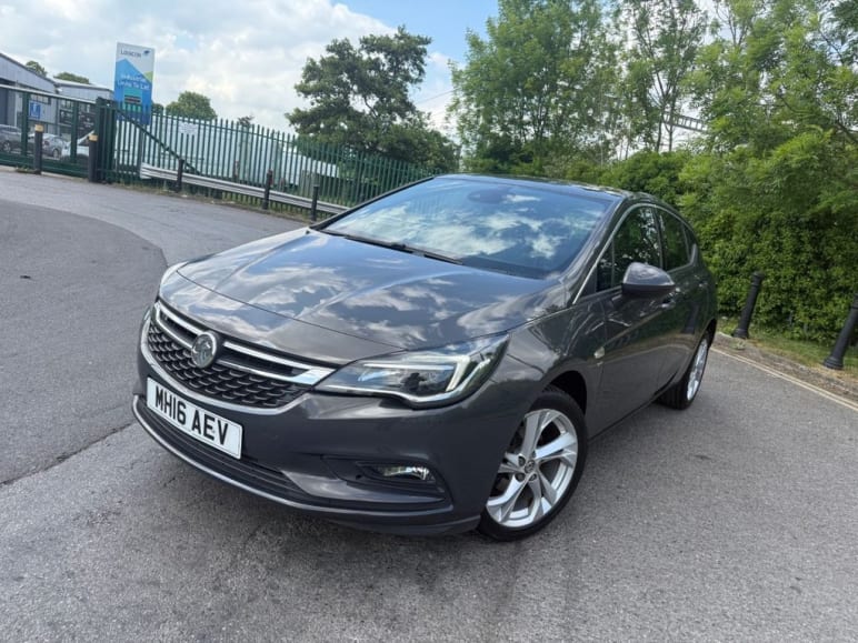 VAUXHALL ASTRA