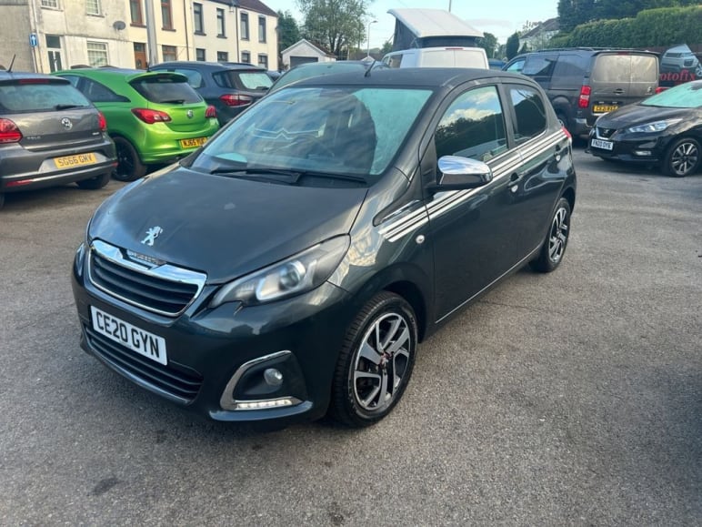 PEUGEOT 108