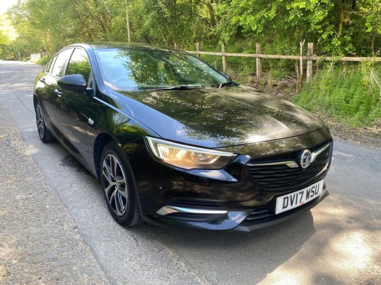 VAUXHALL INSIGNIA