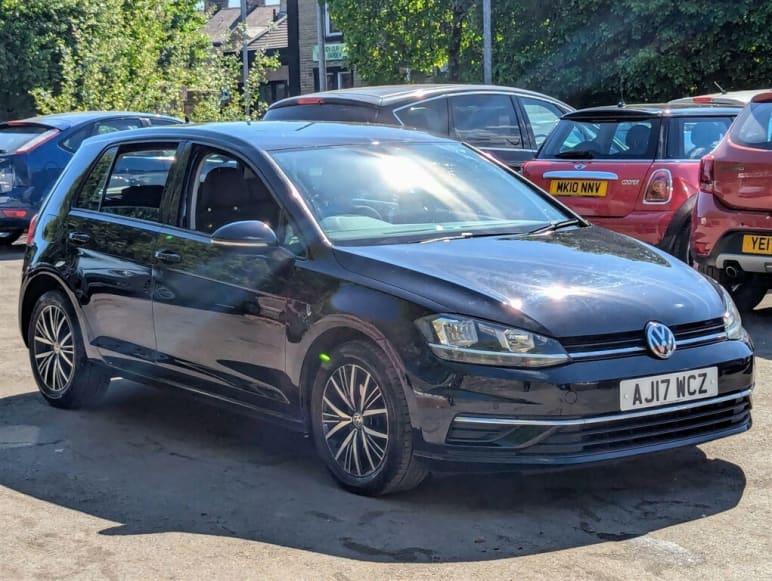 VOLKSWAGEN GOLF SV