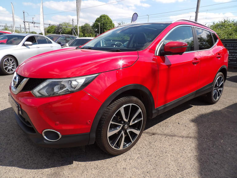NISSAN QASHQAI