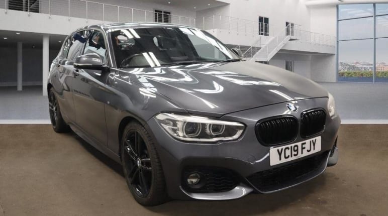 BMW 1 SERIES