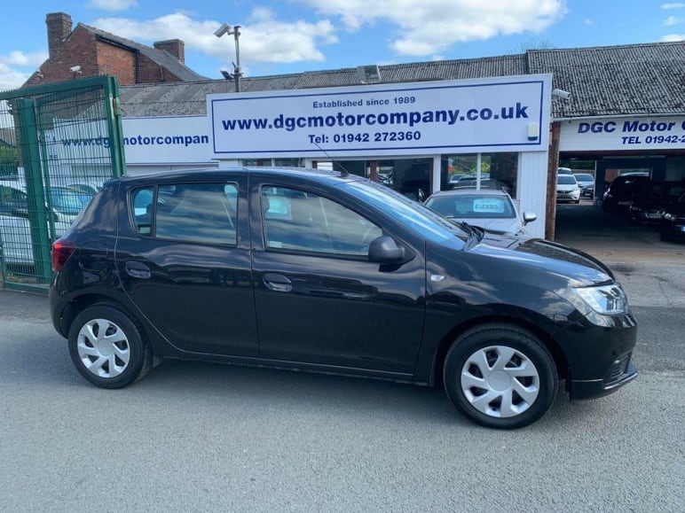 DACIA SANDERO
