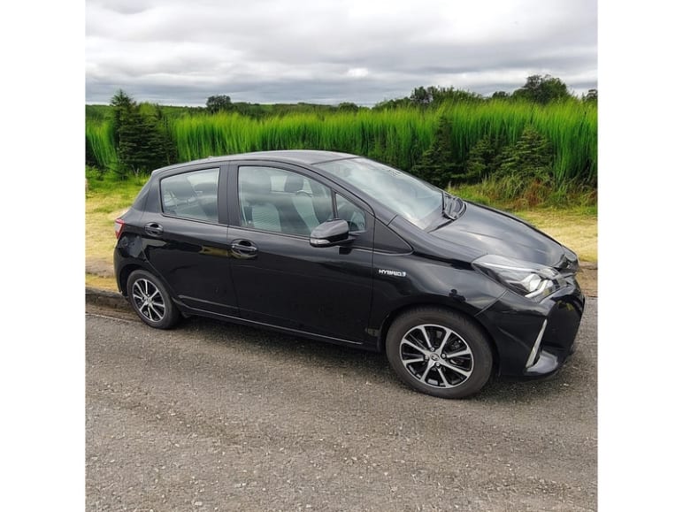 TOYOTA YARIS