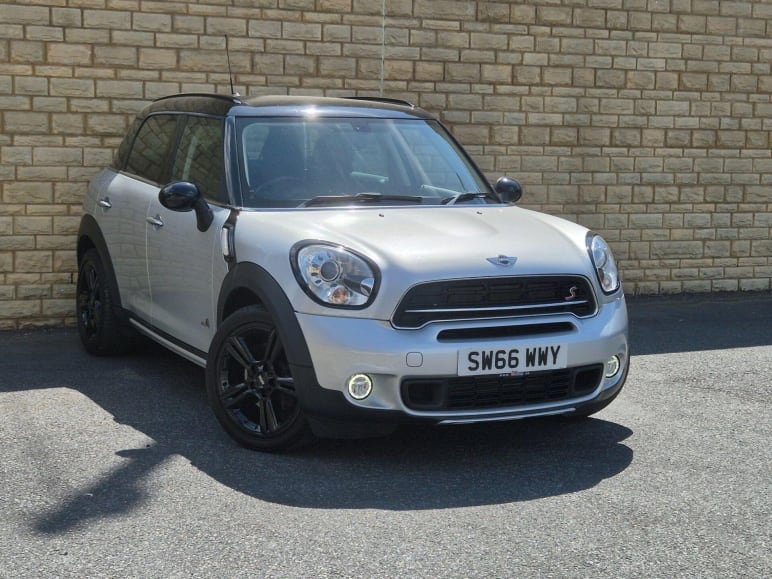 MINI COUNTRYMAN