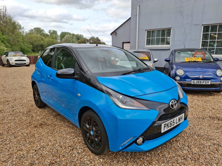 TOYOTA AYGO