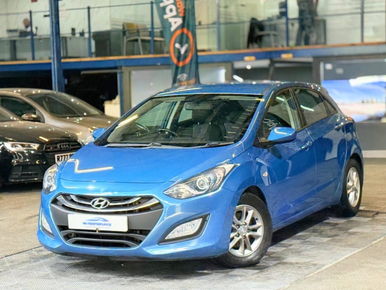 HYUNDAI I30