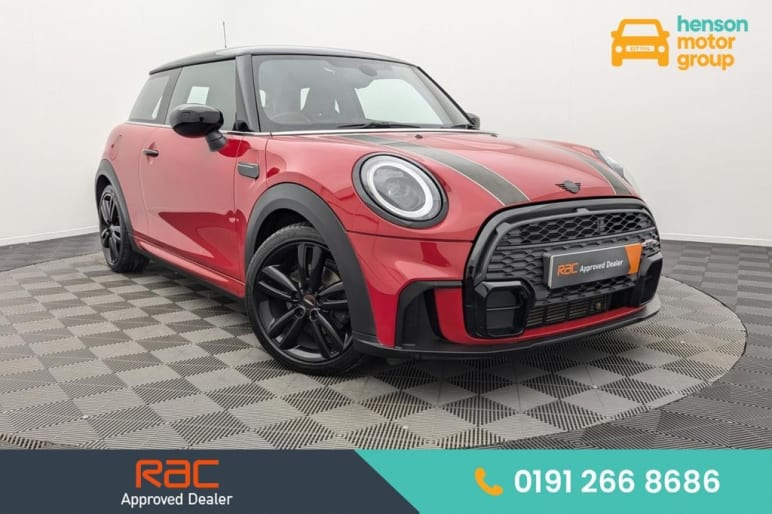 MINI HATCHBACK