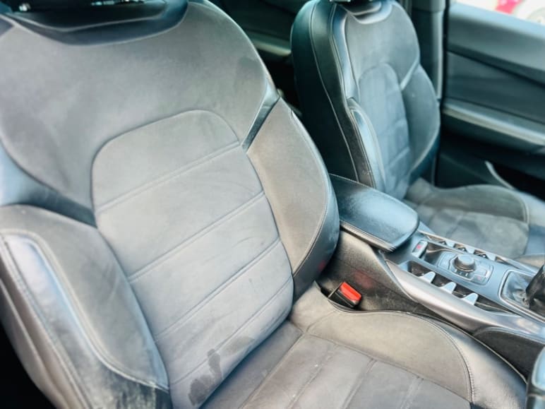 2.0 HDi DStyle Hatchback 5dr Diesel Manual Euro 5 (160 ps)
