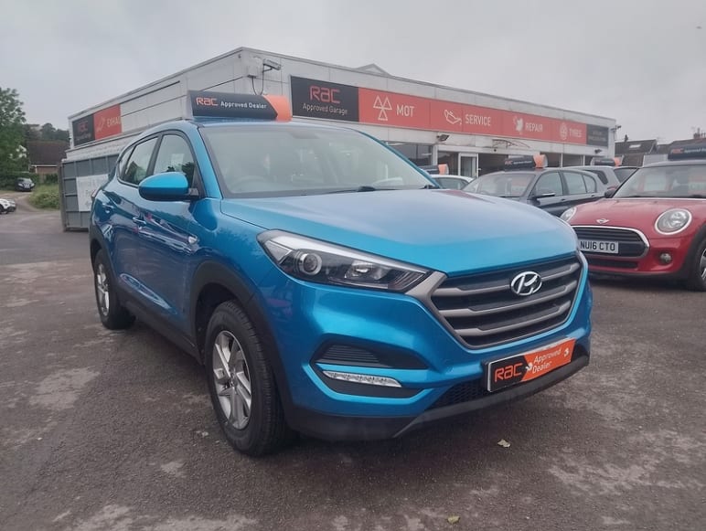 HYUNDAI TUCSON