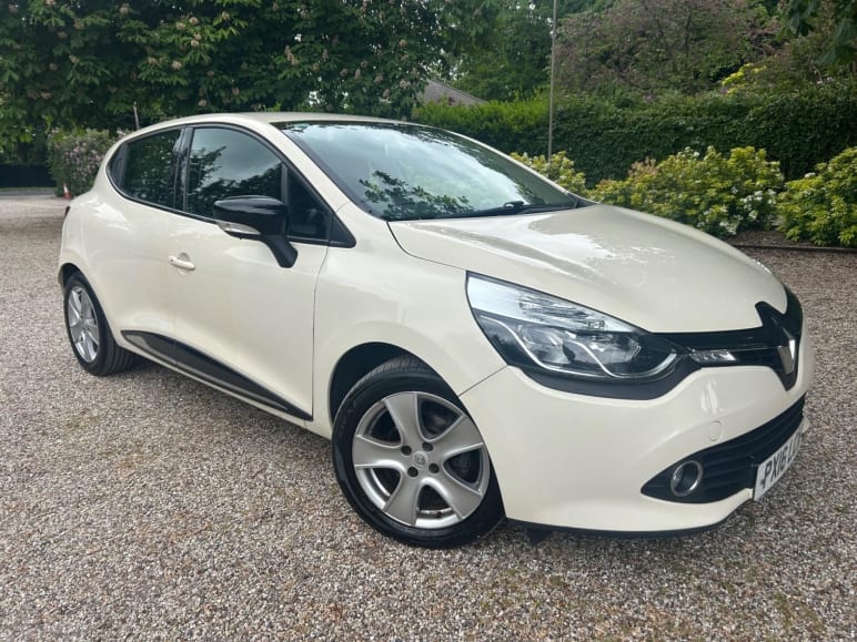 RENAULT CLIO