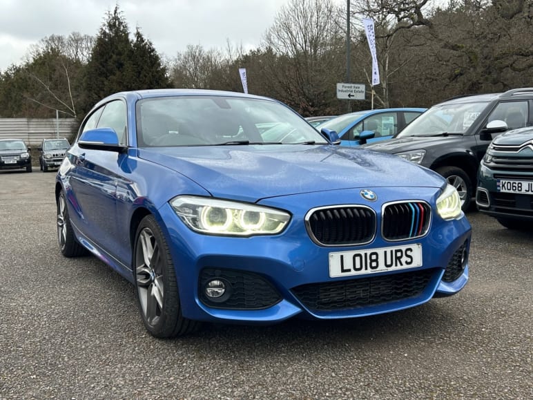 BMW 1 SERIES