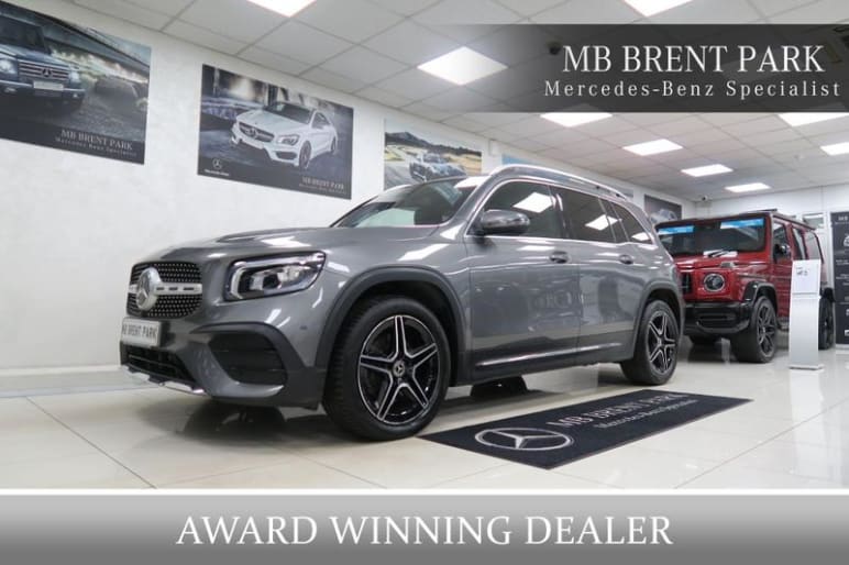MERCEDES-BENZ GLB