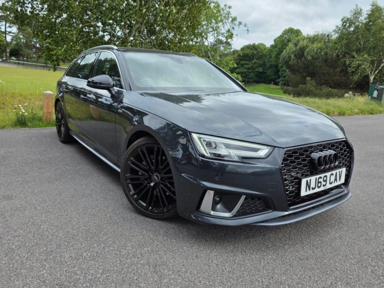AUDI A4
