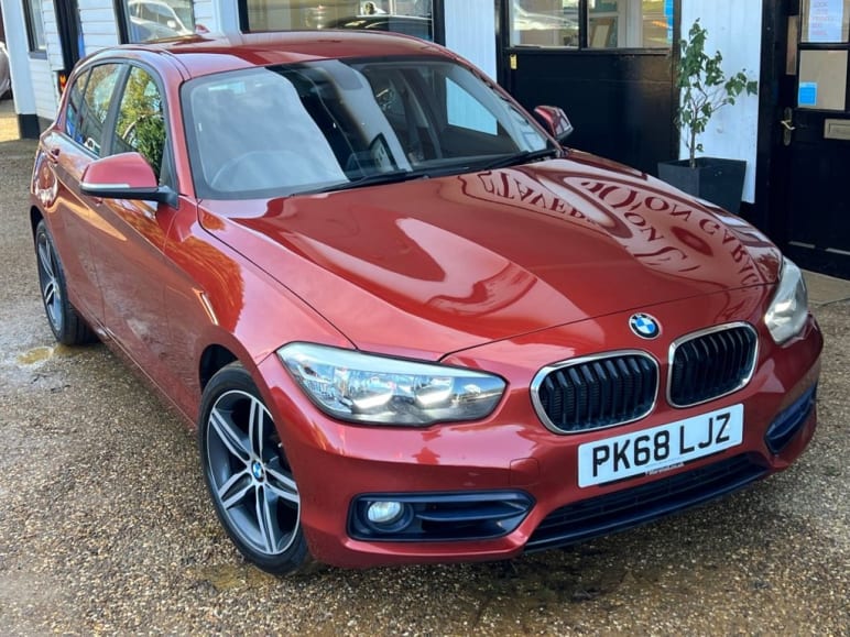 BMW 1 SERIES