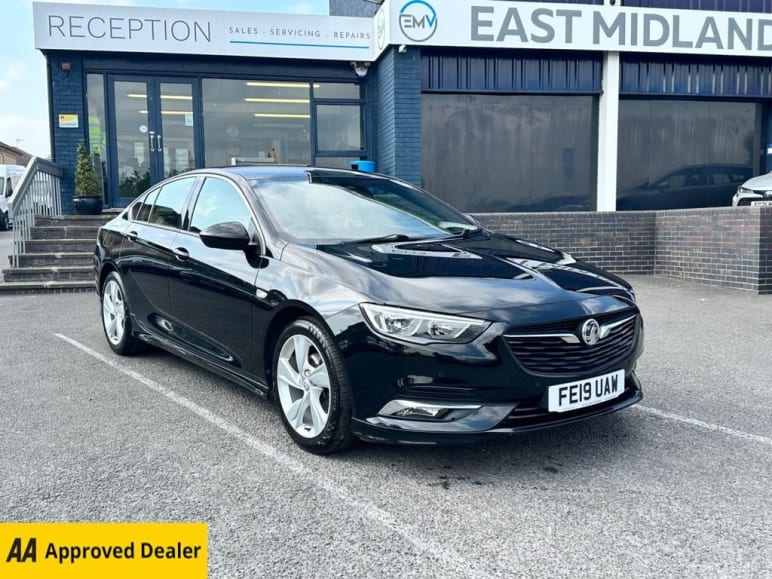 VAUXHALL INSIGNIA
