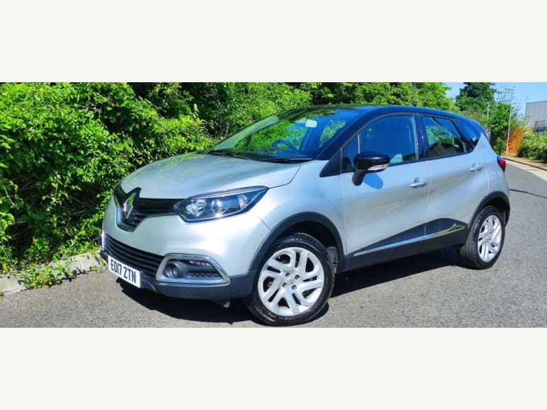 RENAULT CAPTUR