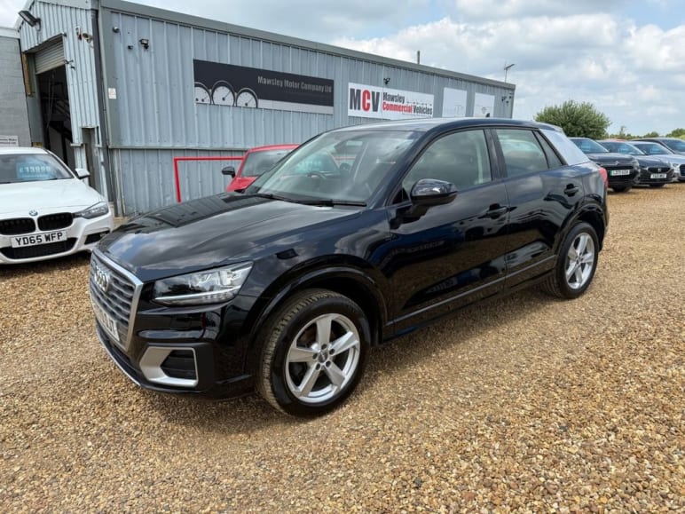 AUDI Q2