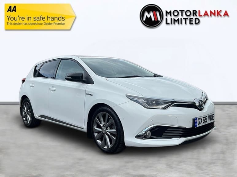 TOYOTA AURIS