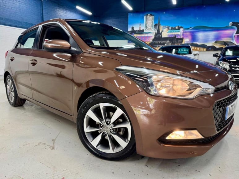 HYUNDAI I20