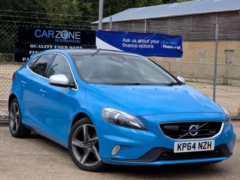 VOLVO V40