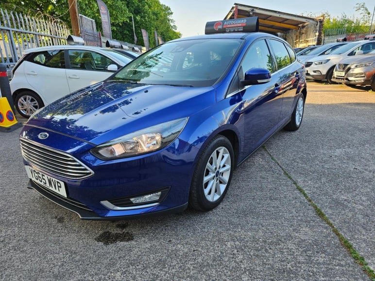 FORD FOCUS