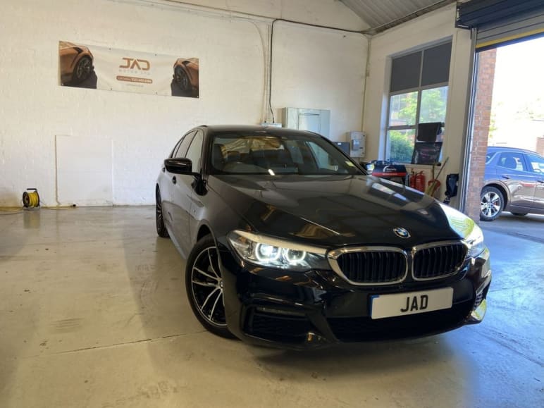 BMW 5 SERIES