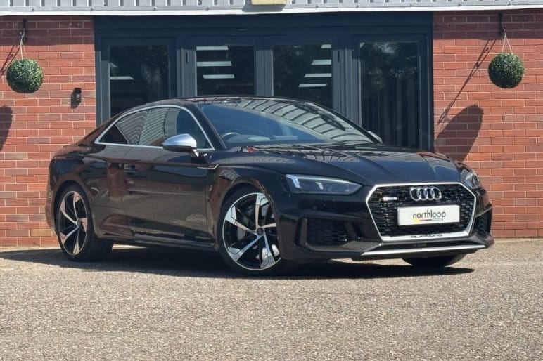 AUDI RS5