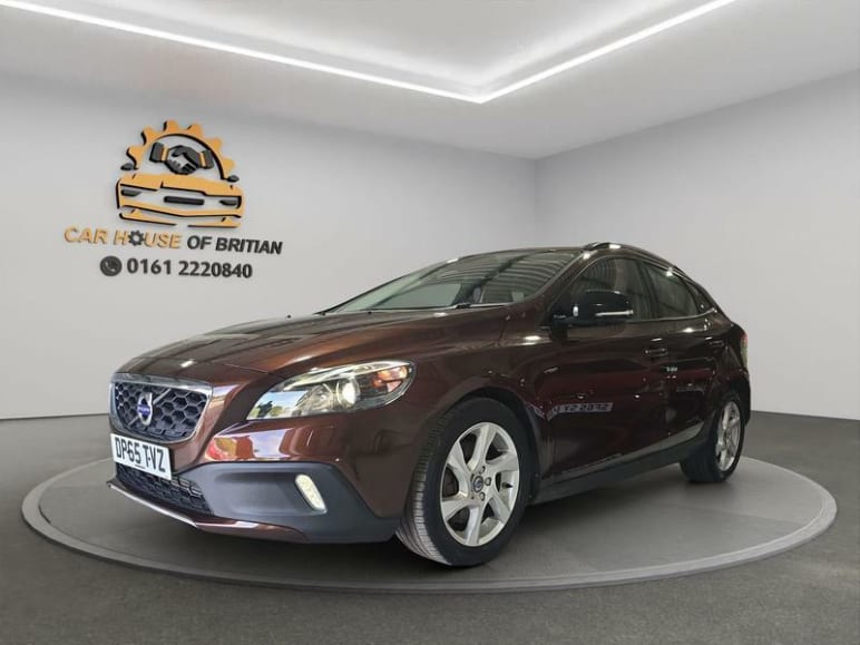 VOLVO V40