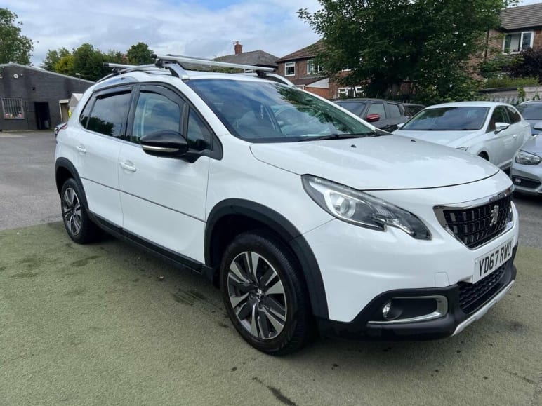 PEUGEOT 2008