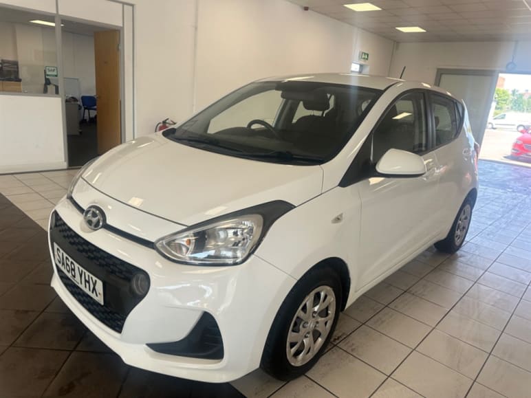 HYUNDAI I10