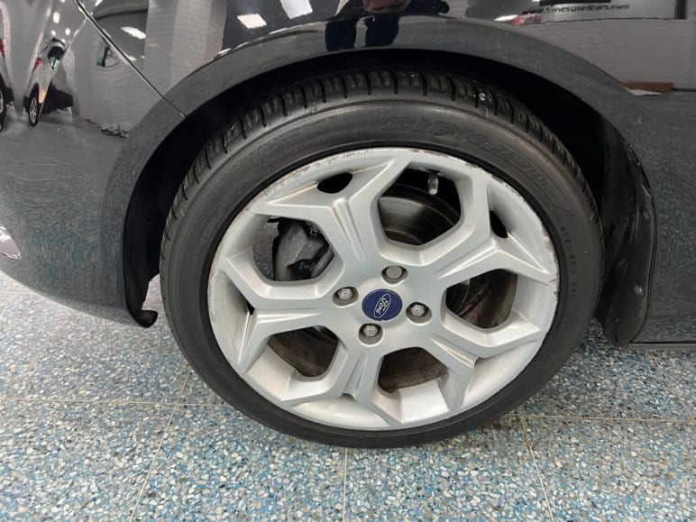 1.0T EcoBoost Titanium Navigator MPV 5dr Petrol Ma
