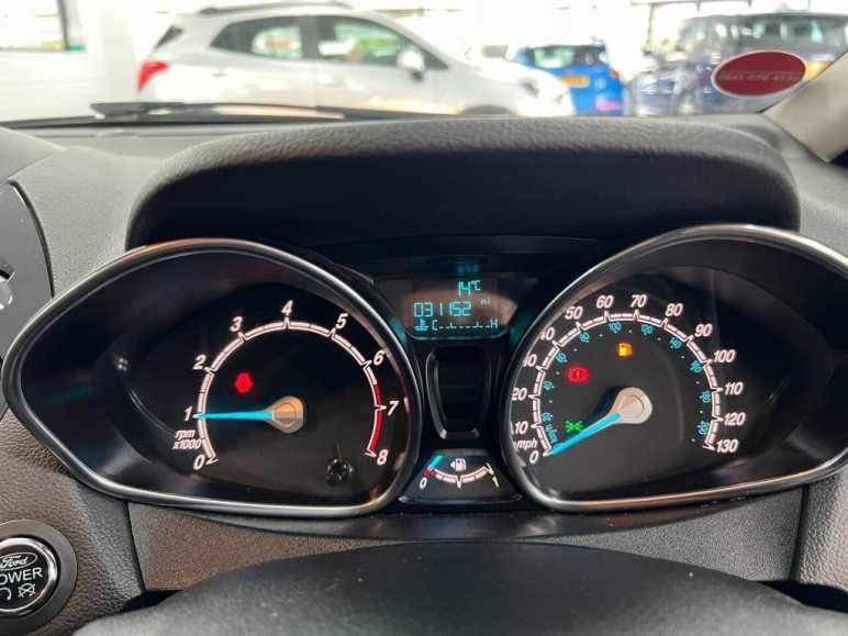 1.0T EcoBoost Titanium Navigator MPV 5dr Petrol Ma