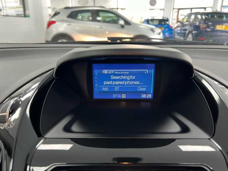 1.0T EcoBoost Titanium Navigator MPV 5dr Petrol Ma