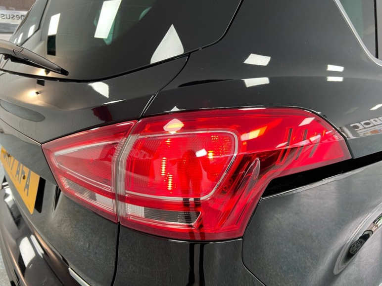 1.0T EcoBoost Titanium Navigator MPV 5dr Petrol Ma