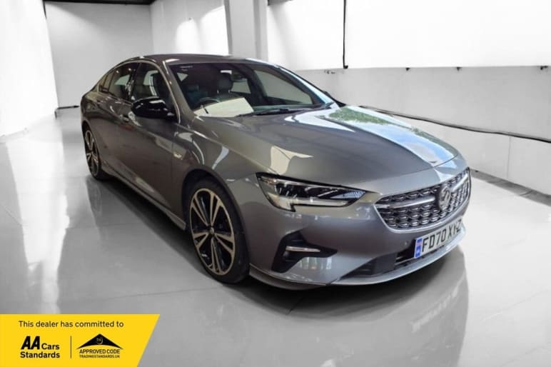 VAUXHALL INSIGNIA