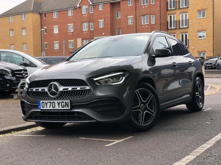 MERCEDES-BENZ GLA