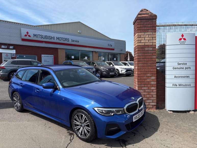 BMW 3 SERIES