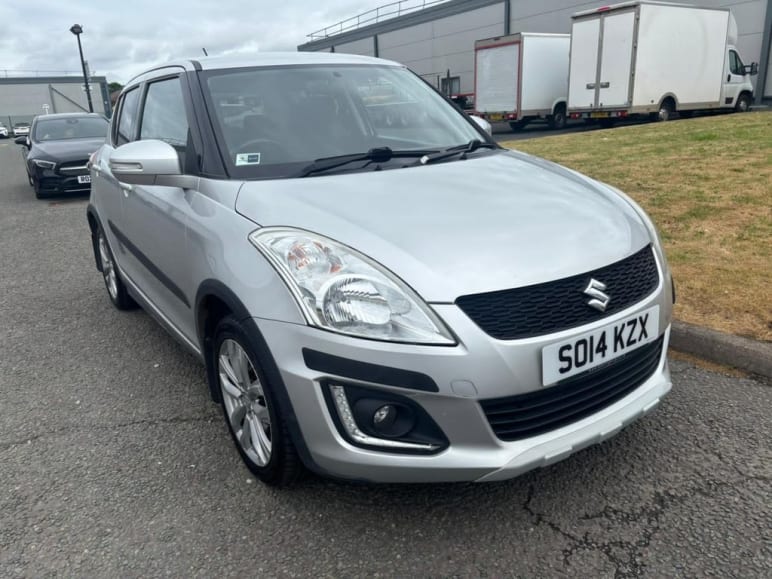 SUZUKI SWIFT