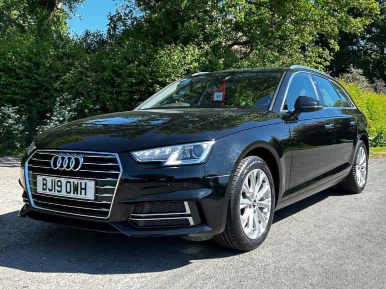 AUDI A4