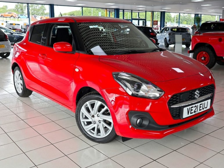 SUZUKI SWIFT