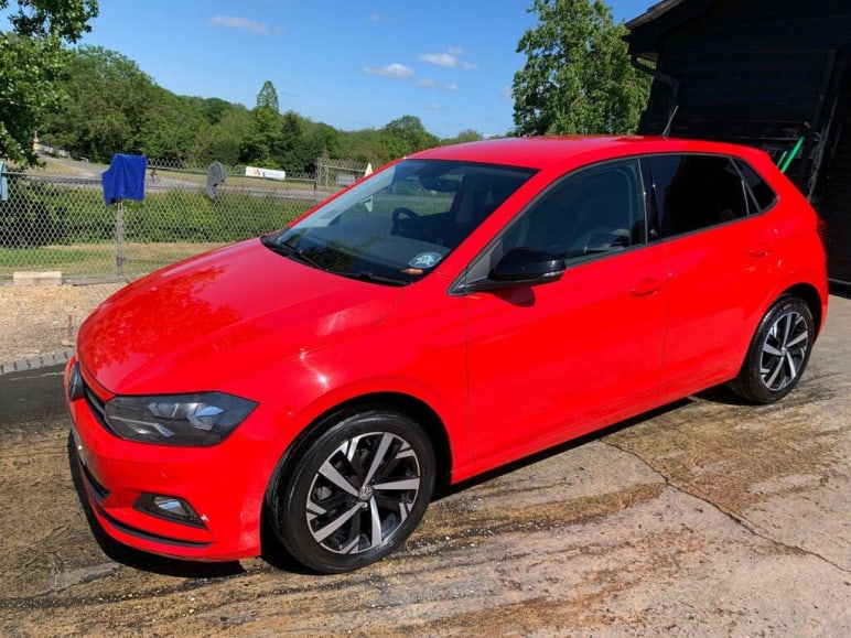 VOLKSWAGEN POLO