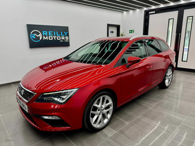 SEAT LEON