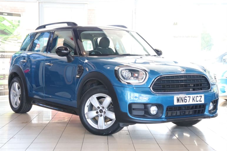 MINI COUNTRYMAN