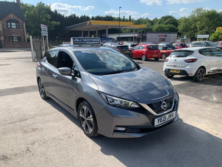 NISSAN LEAF