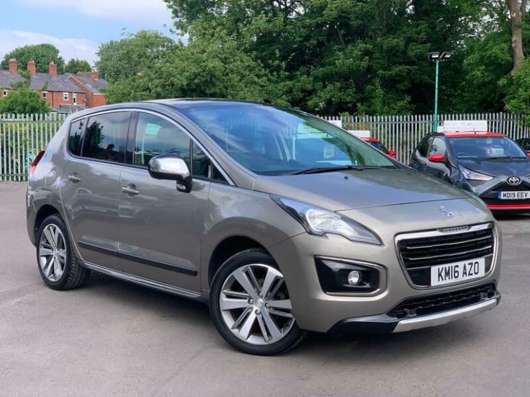 PEUGEOT 3008